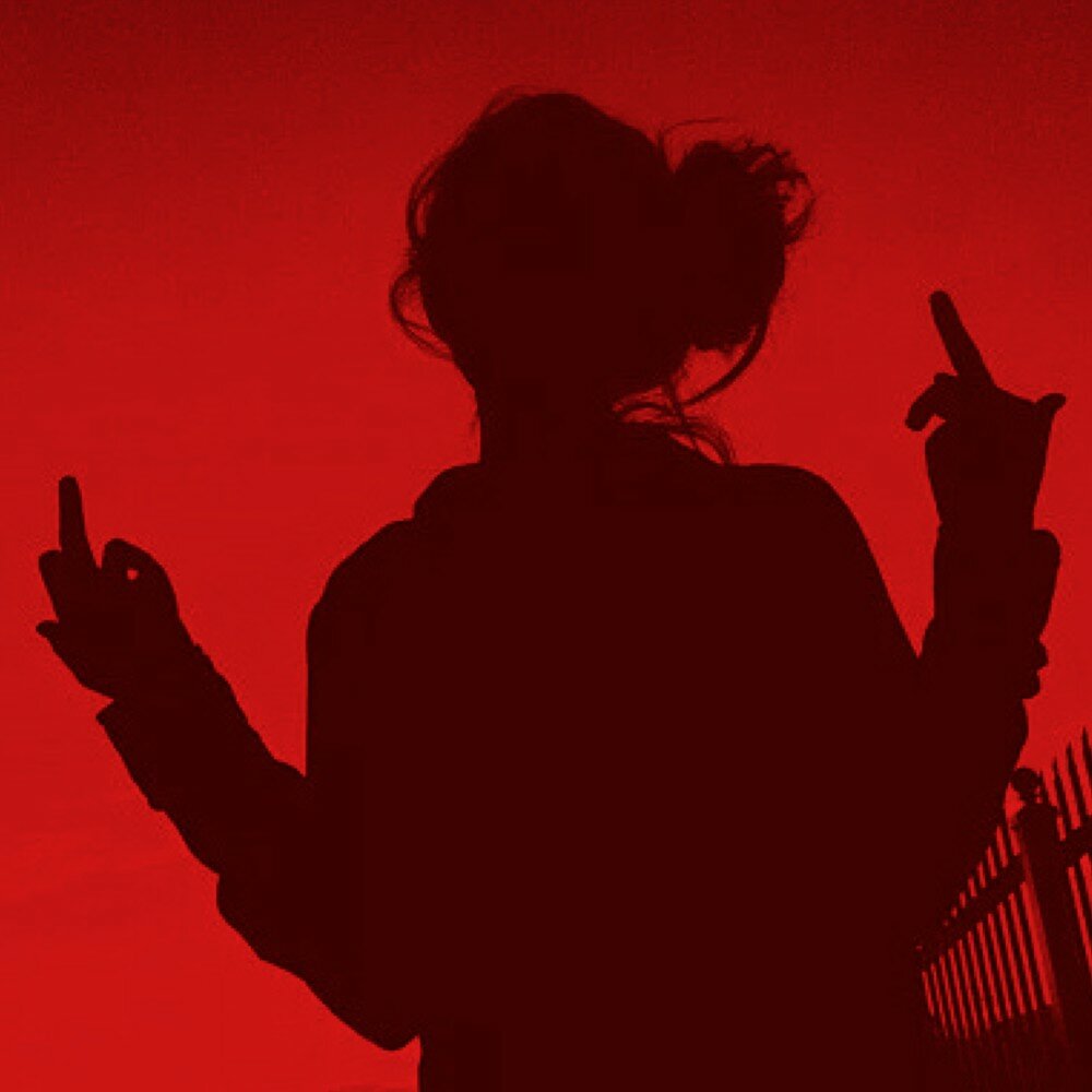 Картинки на аву для девушек без лица топовые в темноте