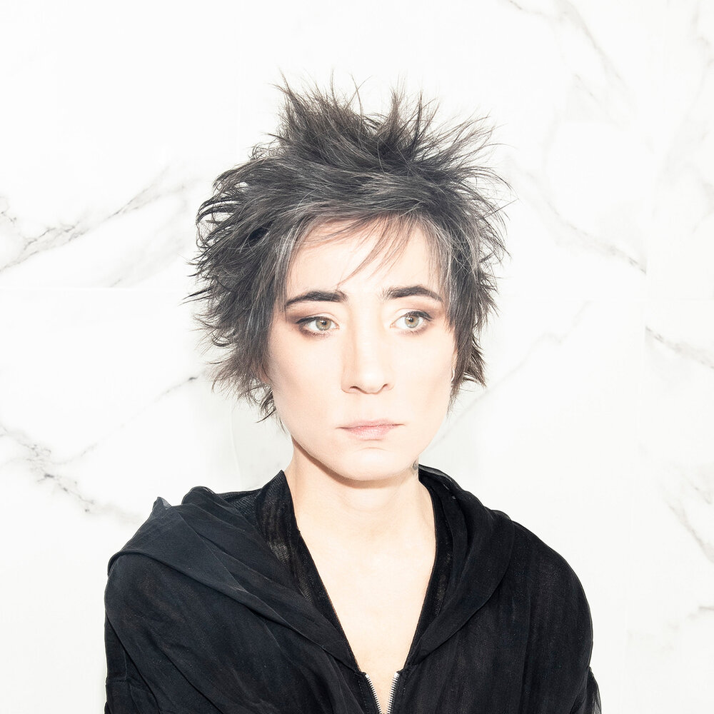 Земфира — слушать онлайн бесплатно на Яндекс Музыке в хорошем качестве