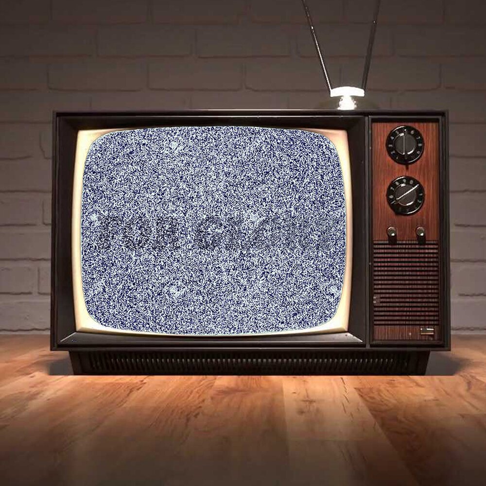 Включи хороший телевизор. Старый телевизор. Старинный телевизор. Телевизор старенький. Ретро телевизор.