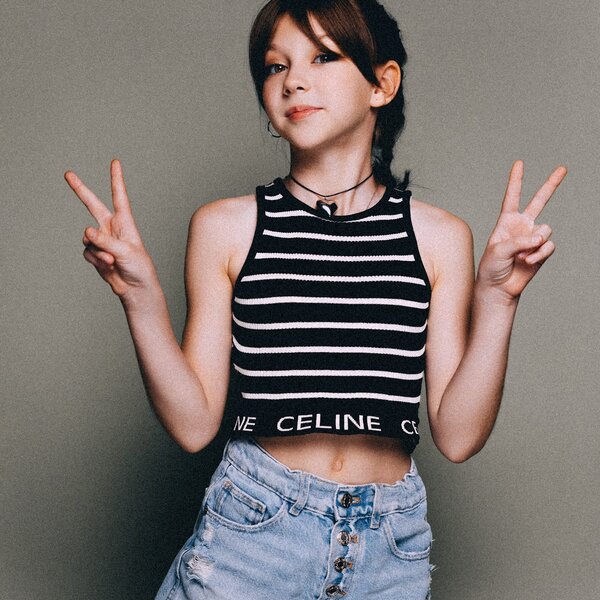 Әйел күйеуінің алдында және олар оның ішінде аяқталады