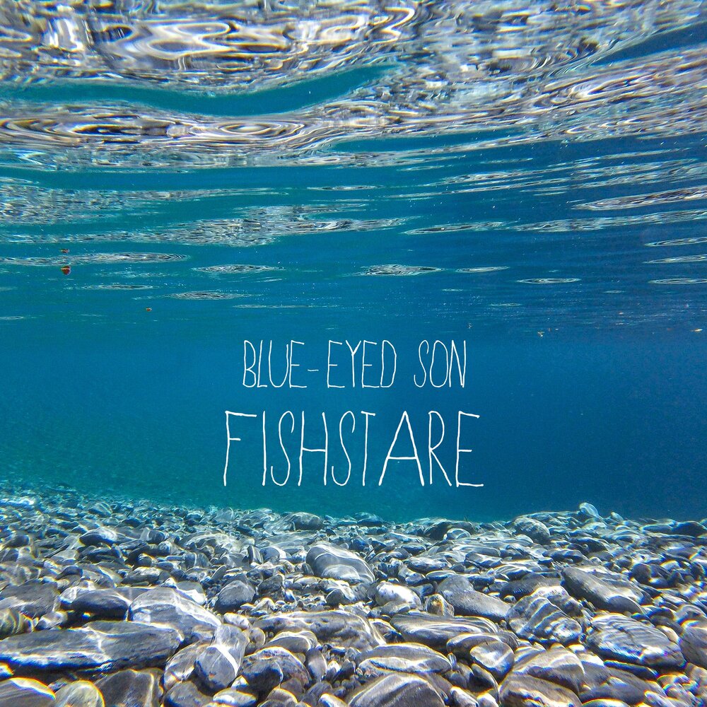 след от лодки на воде. Move sea. Move sea. спокойная вода озеро текстура. Move sea.