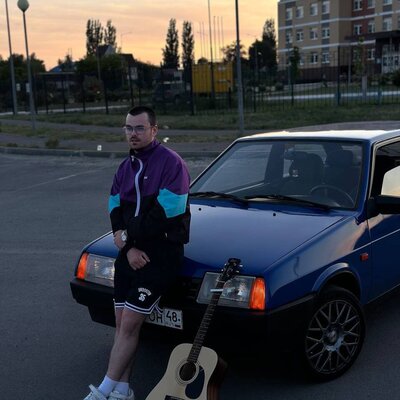 cover for track Молодой of artist M. A. L. A. I