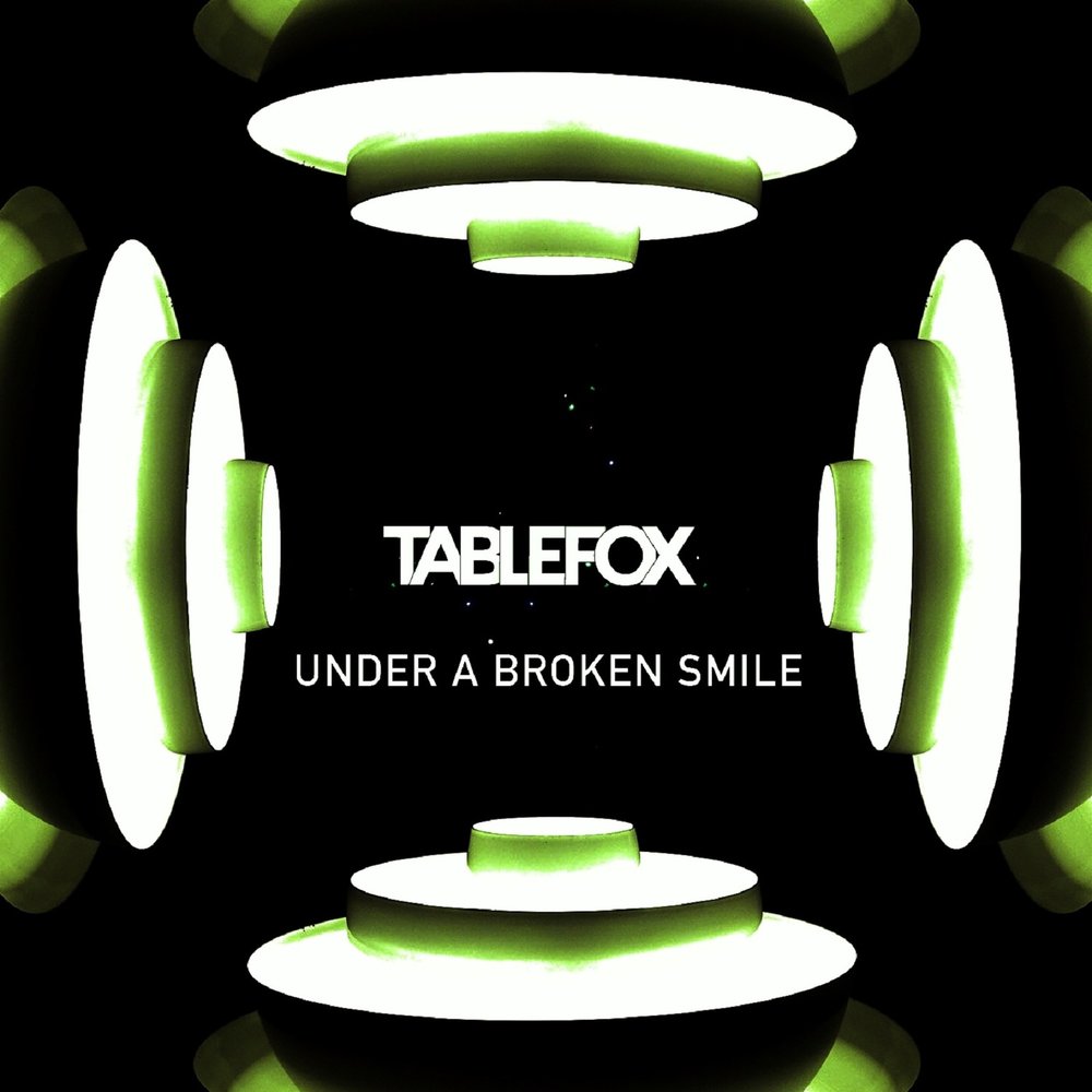 Broken smile. Broken smile картинки. Broken smile песни. Обои на телефон broken smile.