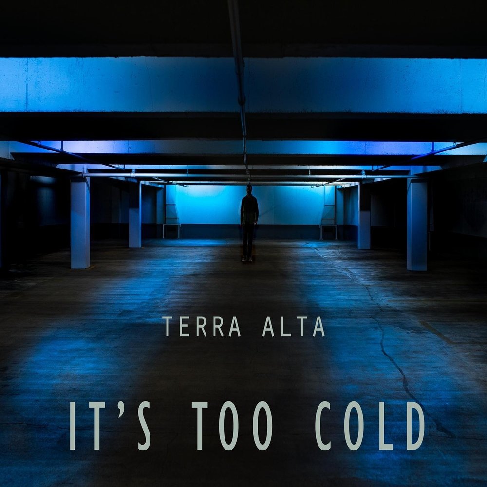 It s too cold. Cold outside. After dark sweater weather slowed reverb. Надпись it's cold outside. Cold.