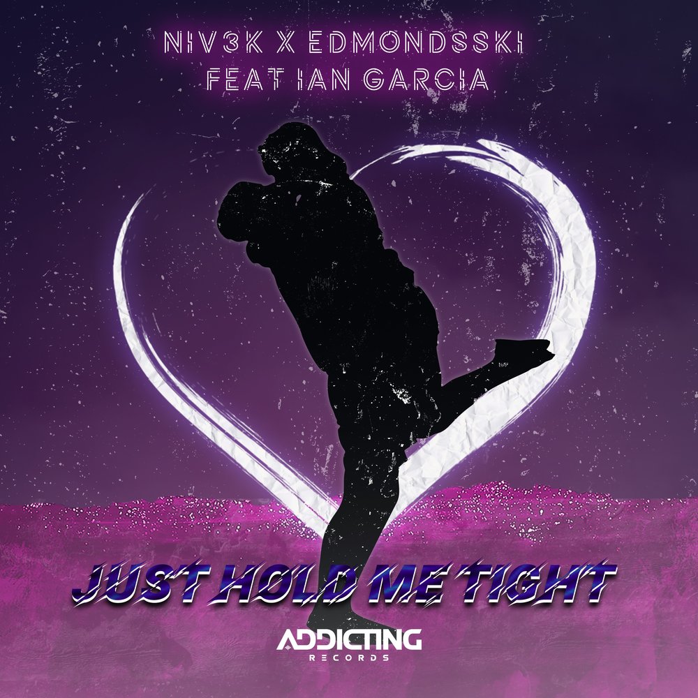 Just hold me tight. Just hold me. Just hold me tight. I'm yours малыш. Just hold me tight.