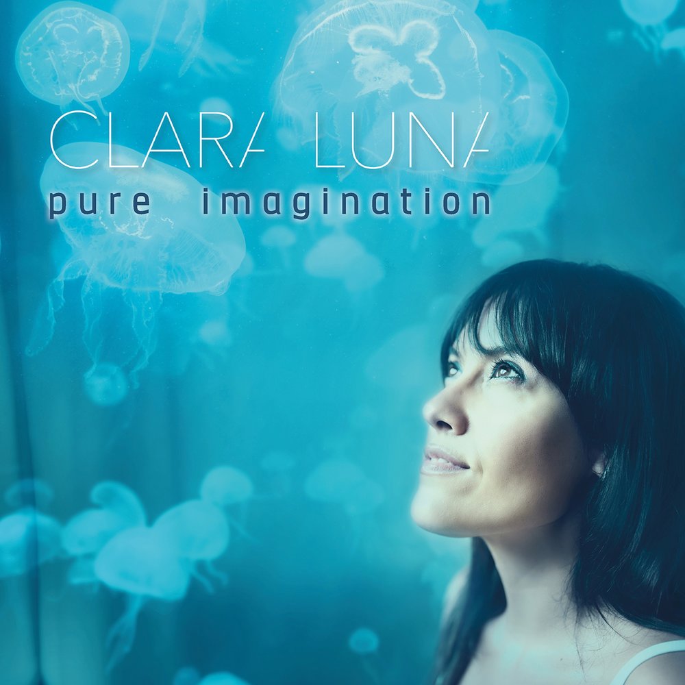 Apple pure imagination. Pure imagination Fiona. Clara Luna. Обложка песни Pure imagination. Пур имаджинейшен песня 2023.
