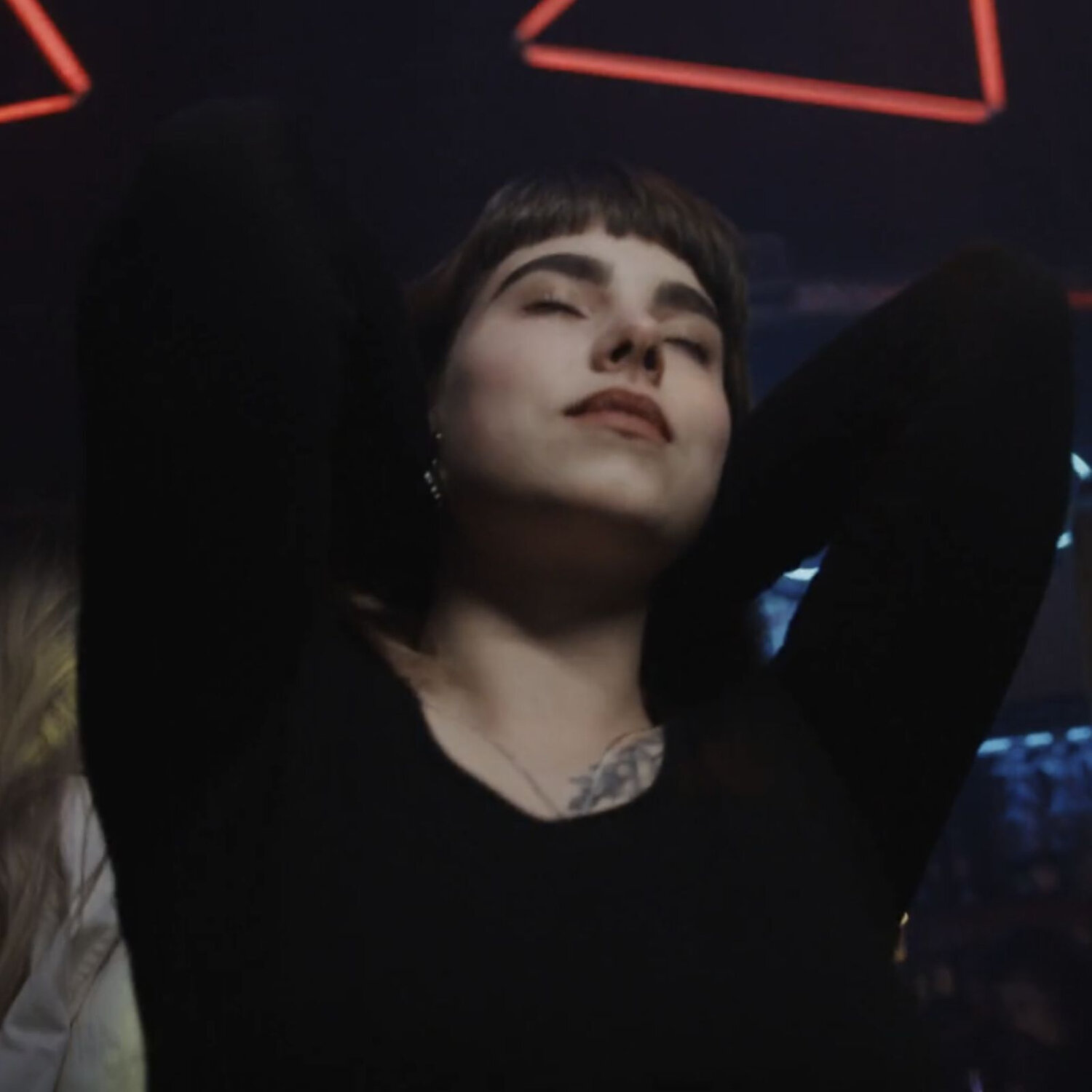 Обложка релиза Alone I Fall