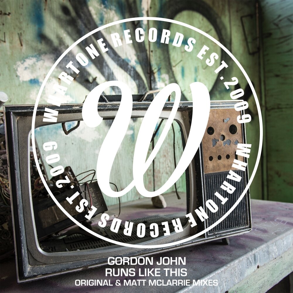 Runs like this. Runs like this. I like run или i like running. Change my clothes dream. The chainsmokers something just like this обложка.