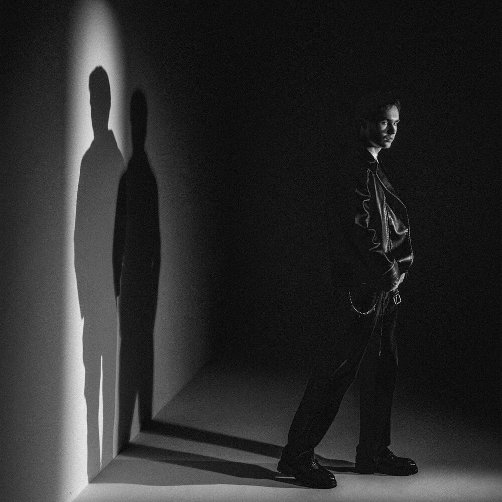 За закатами