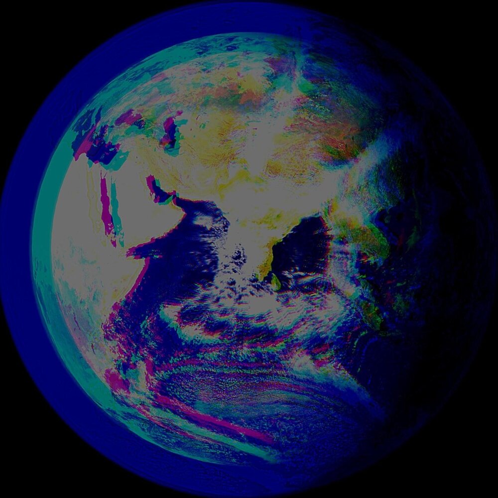 Earth слушать