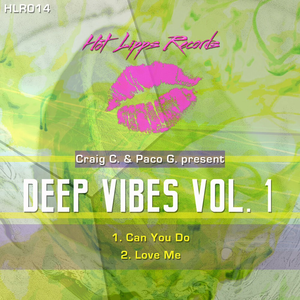 Paco listens to music. Deep Vibe. Snaff - Summer Deep Vibes Vol.1 track 11.