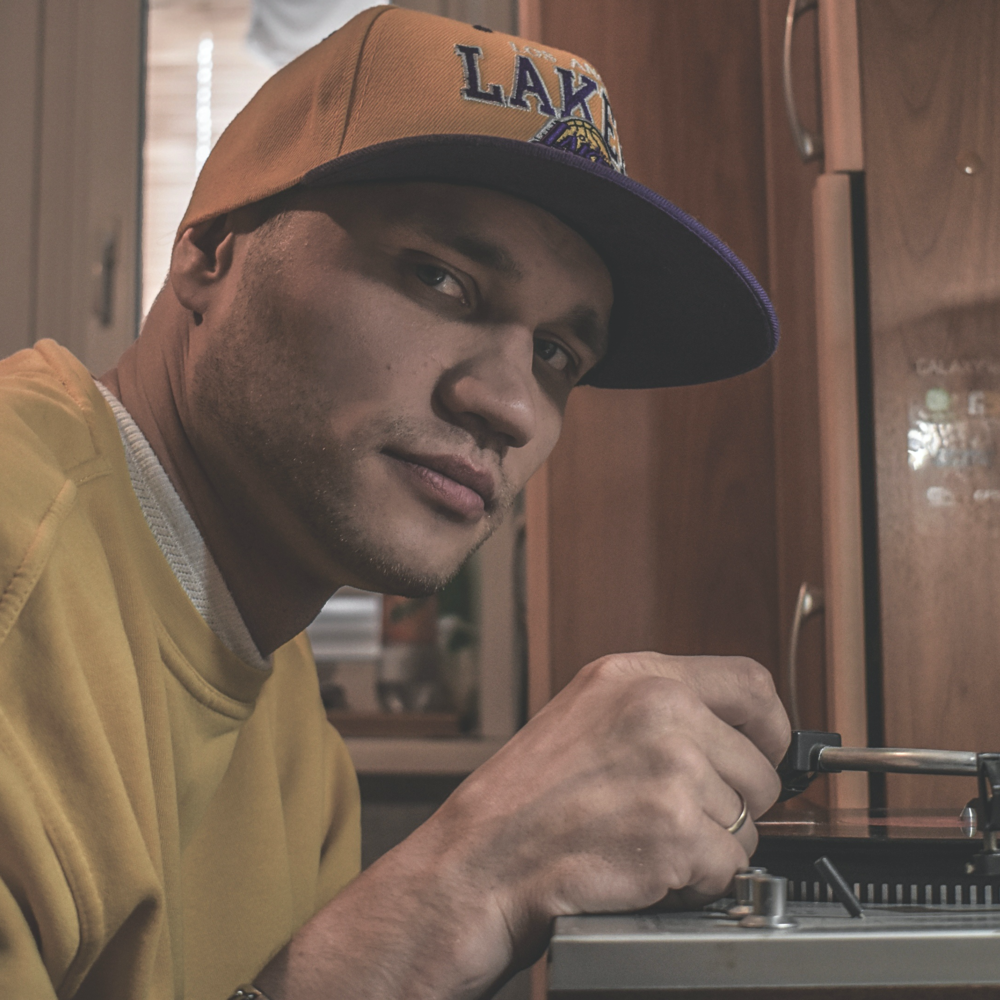 Слушать острых. Киллиан мёрфи томас шелби. Острые гриферки. Слушать острых. Киллиан мёрфи острые козырьки.