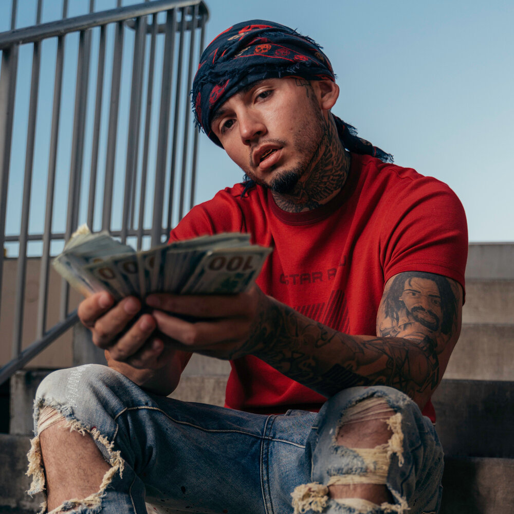 Lxcon исполнитель. Con calma daddy yankee feat. исполнитель кон. Lil nas x old town road. исполнитель кон.