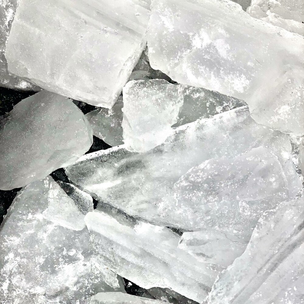 Ice white. Кристалл White Iceberg. Cold Ice aesthetic. Ice White фон. Crystal Winter aesthetic.