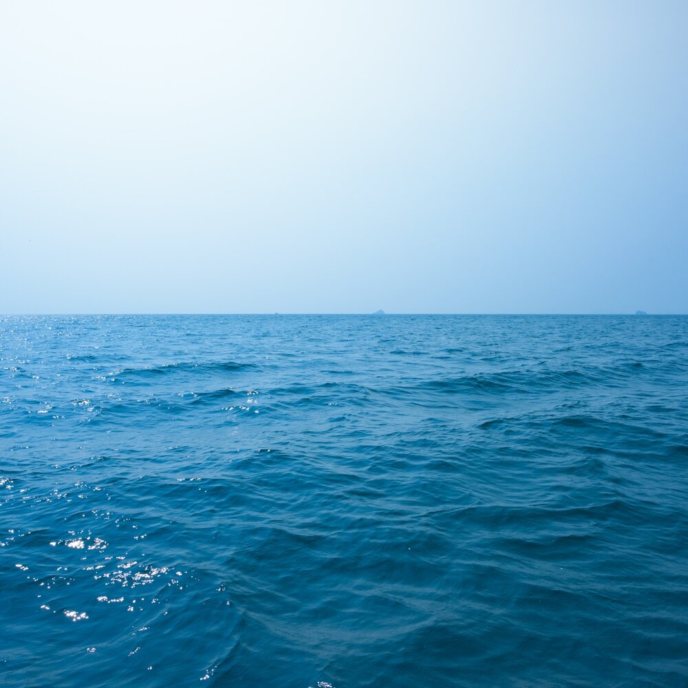 заслушали моря в мире. «grand hotel anapa» / «гранд отель анапа». алекс бич отель абхазия. Montego bay jamaica. утро на море.