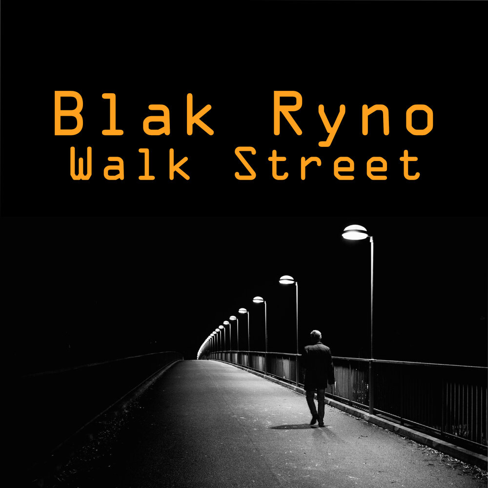 парень идет по дороге. убегает по городу. бегущий человек в брюках. Alone in the dark фильм. укажите правильный вариант ответа.