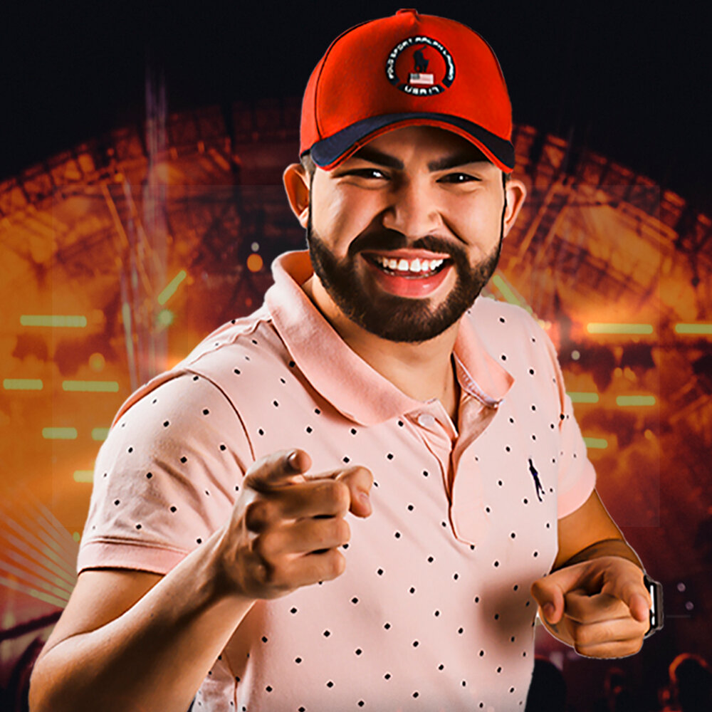 Техно диджей. Бен клок диджей. Фотографии в стиле техно музыки. Ричи хоутин диджей. Музыкальный стиль техно.