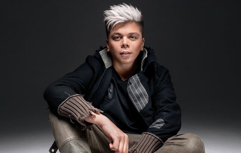 Элвин певец. Элвин грей. Элвин грей. Элвин грей фото. Оллин грей.