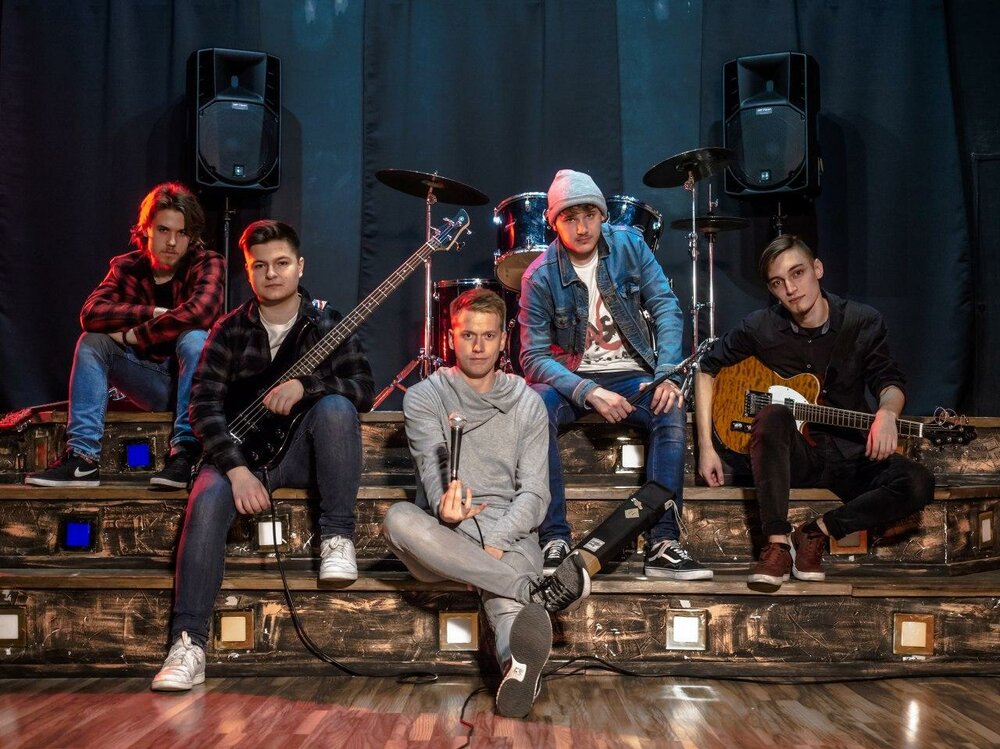 3 восточная группа. групповой восточный танец. восточные танцы коллектив. группа танцовщиц. трайбл дэнс группа.