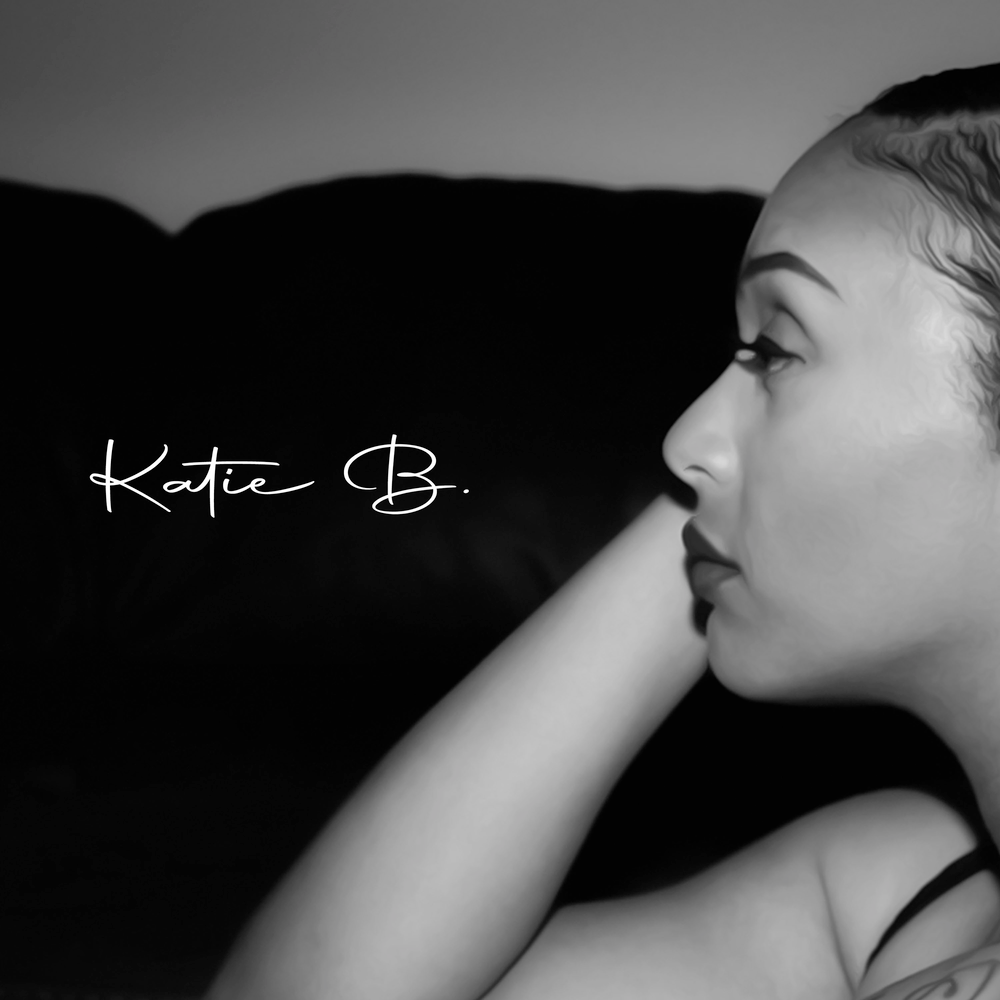 Katie B: Британская певица, автор-исполнитель. 