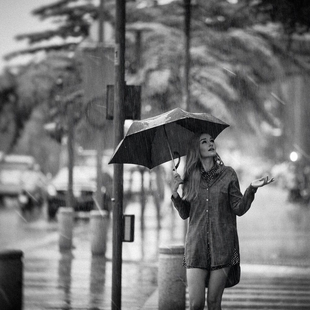 Echoes in rain. Strong Rain. Singing in the Rain. Rain - stronger. Rain on the Beach.