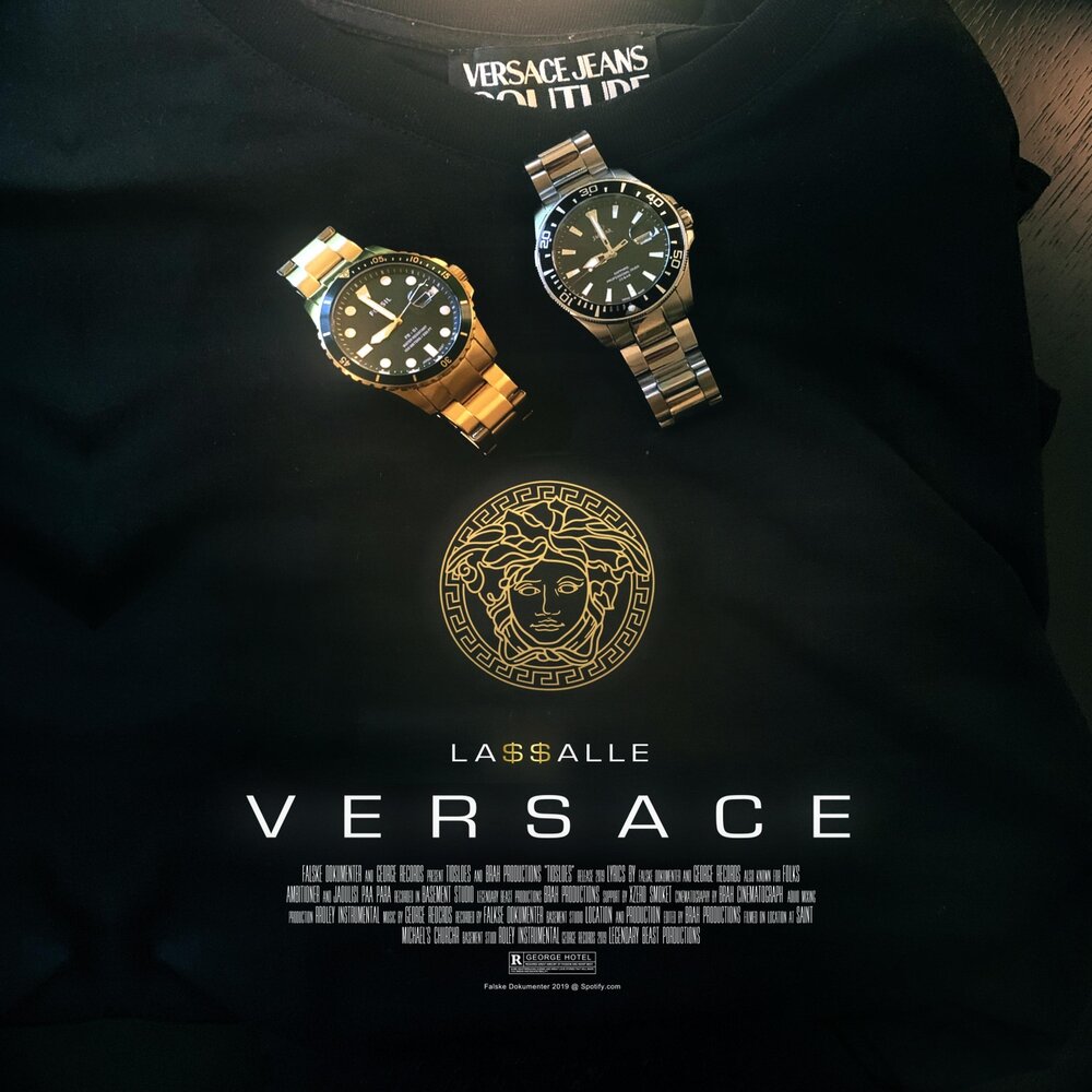 Versace music. Версаче песня бэк пруф. Дом версаче наследница. Музыка версачи. Decabrsky versace обложка.