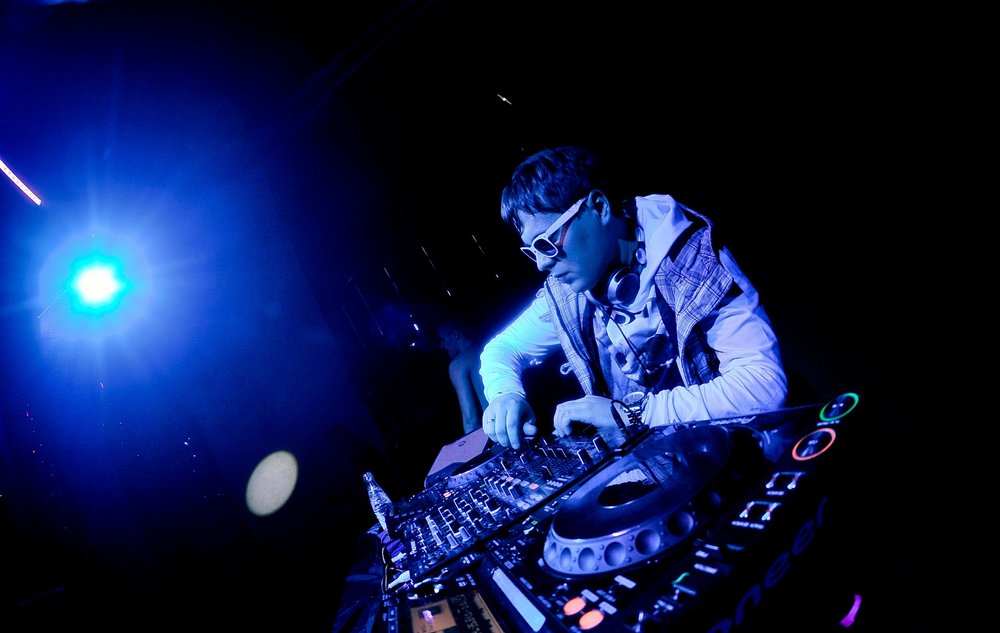 Symphony 2011 dj. Dj chris parker - symphony 2011 обложка. Dj parker space. Symphony 2011 dj. Dj chris parker - symphony 2011 обложка.