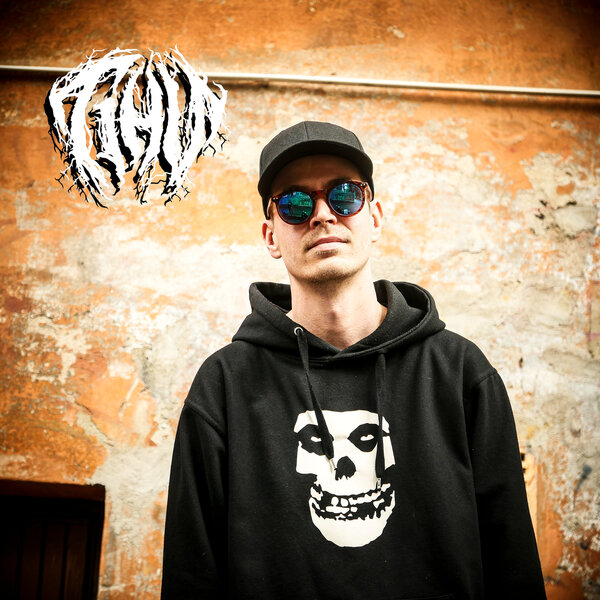 track-cover