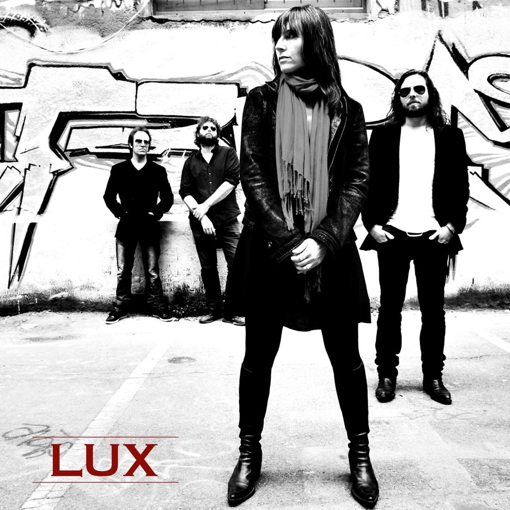 Lux text. Artlux музыка. Lux boy. Инфинити дж. Anna lux.