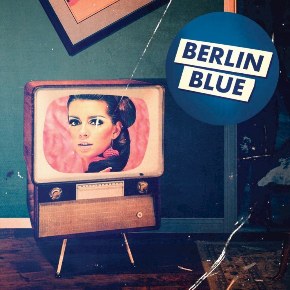 Berlin blue. RQE - bleu Berlin.