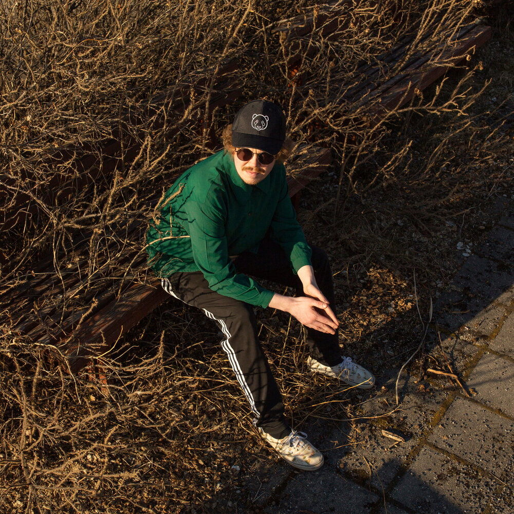 track-cover