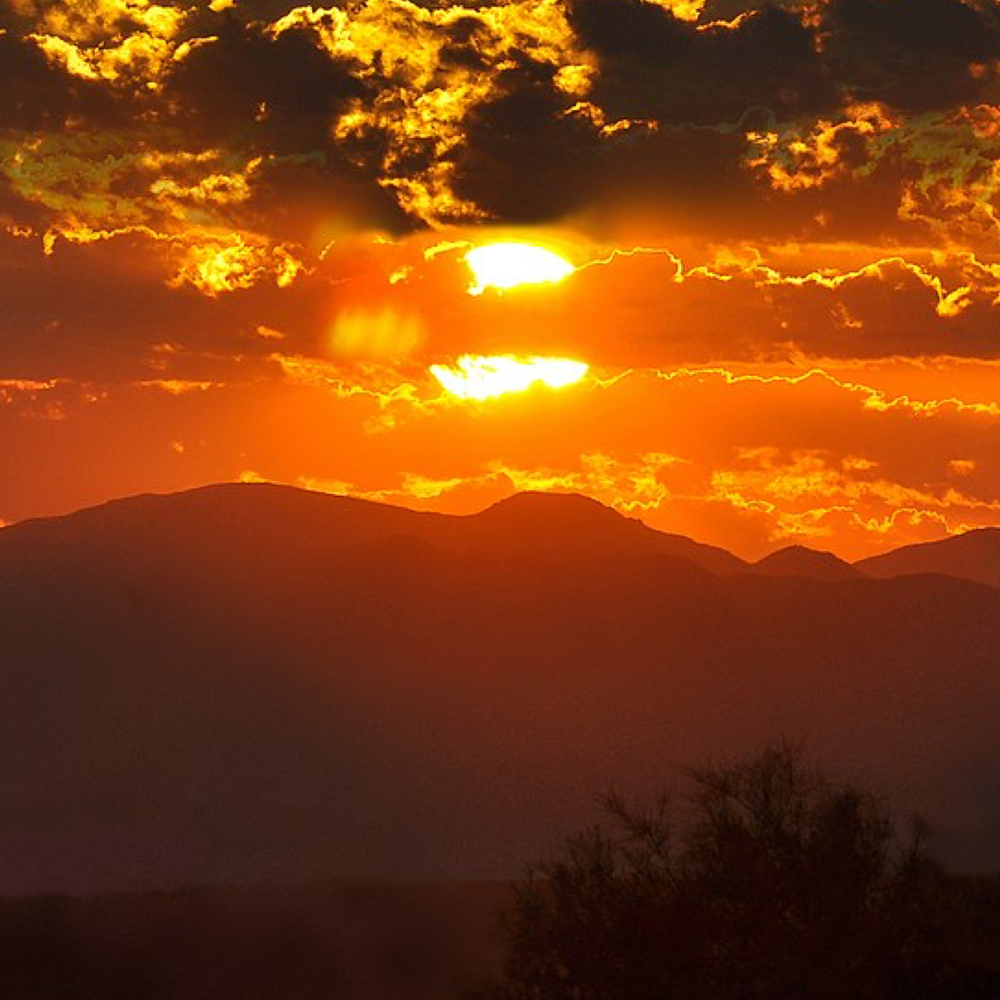 Картинка восходящего солнца. Ночь. Sun. Sunrise background.