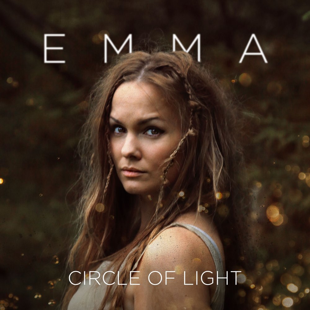 Emma слушать. Эмма Лигхт. Эмма Лайт. Emma Light актриса. Эмма Лайт фото.