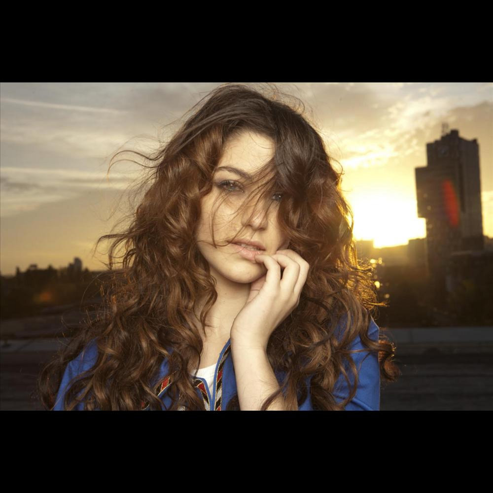 Celeste Buckingham. Run Run Run Celeste Buckingham. Селеста Бакингем слушать. Celeste Buckingham don't look back.