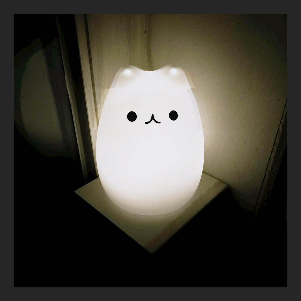 Лампа слушать. Eggcat. Cat Lamp. Звук Cat Lamp. ЭГ Кэт лампа.