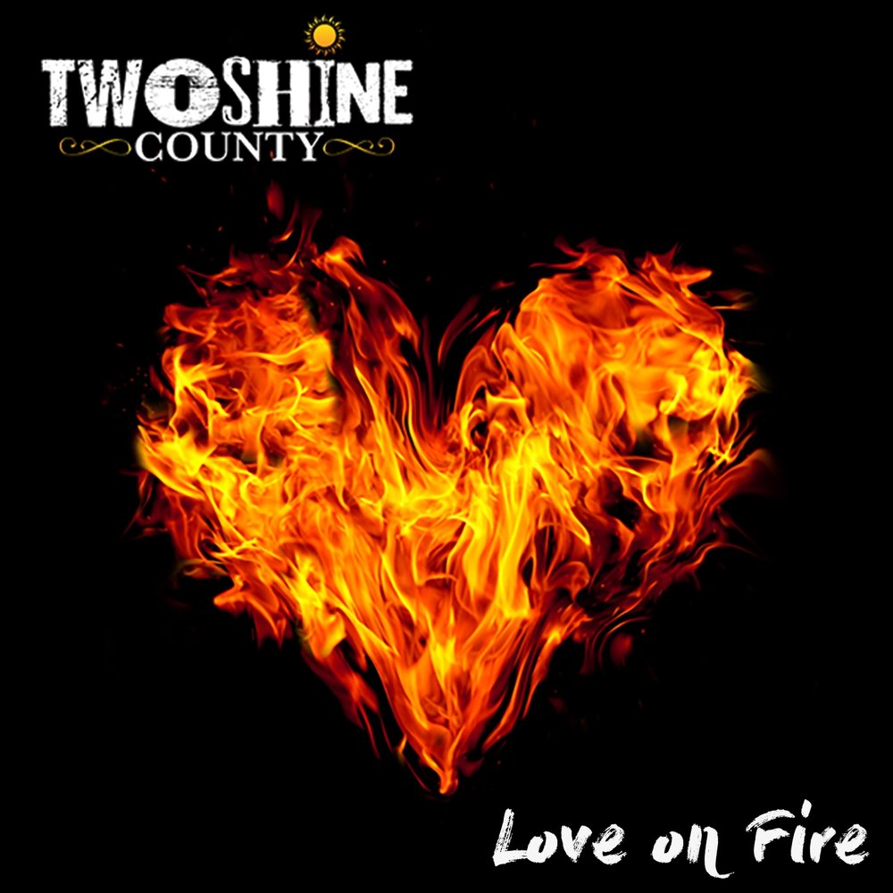 музыка в сердце огонь. красивый огонь. пламенное сердце. огненное сердечко. пламенное сердце.