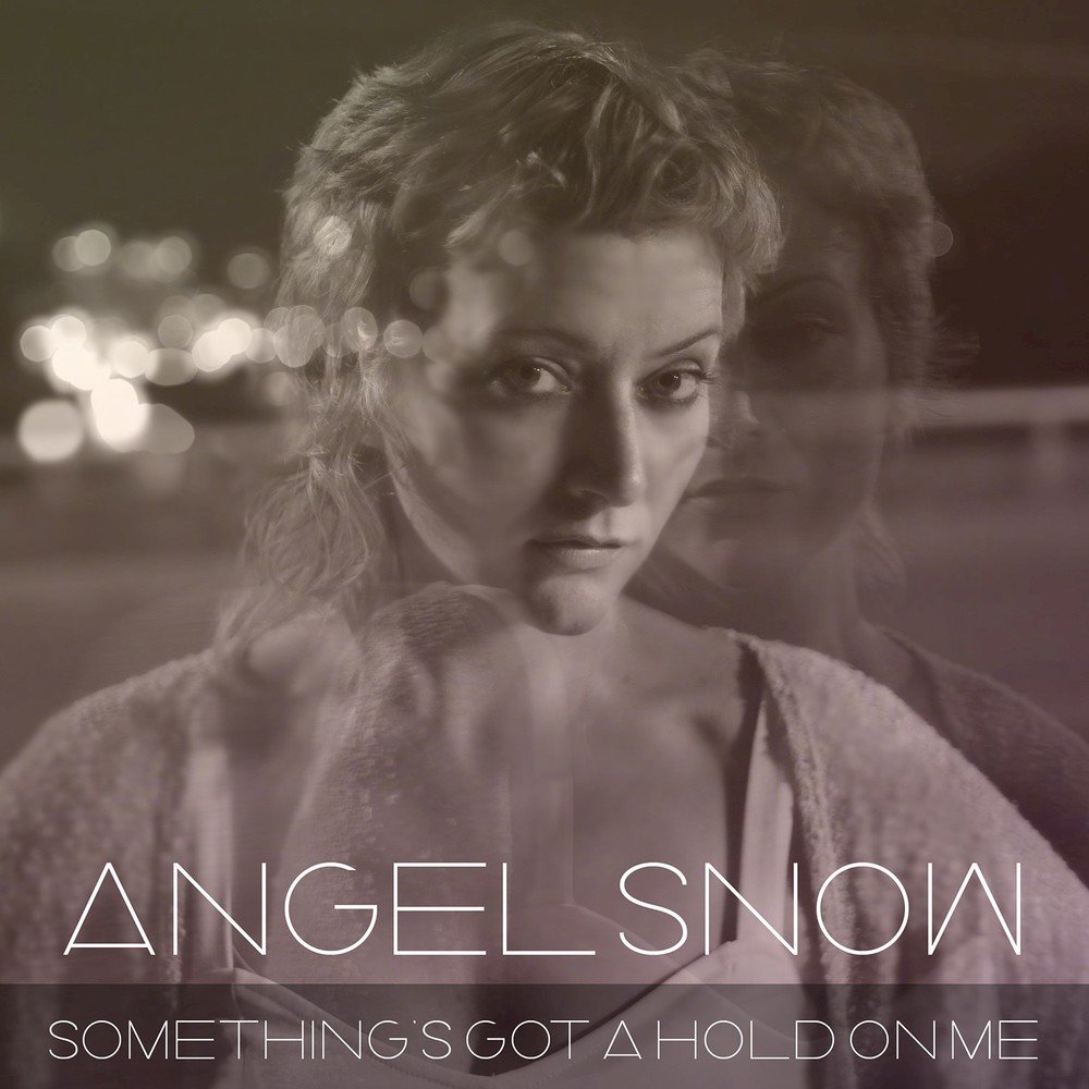 Somethings hold on me. Somethings hold on me