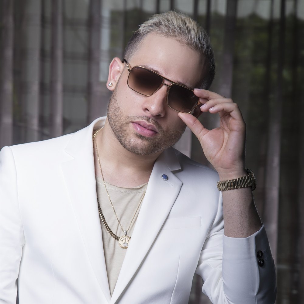 Актер mark zilbert. Mark b. Get it shawty lloyd feat. Mark b. Get it shawty lloyd feat.