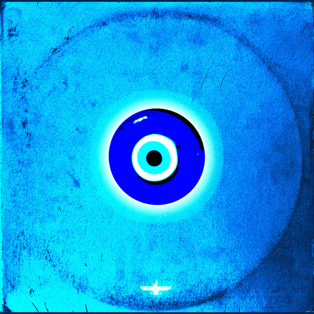 Prince and the revolution ‎– around the world in a day. Prince обложка. Обои a day to remember. A day at the races queen альбом. Принц персии 2008 перчатка.