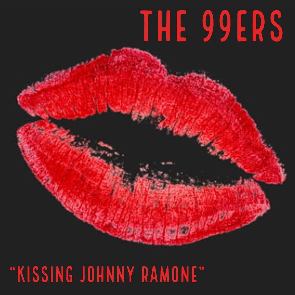 Песня поцелуй прямо в сердце. Обложка альбома с поцелуем. Песня поцелуй. Джонни поцелуй песня. Страничка альбома про поцелуй.
