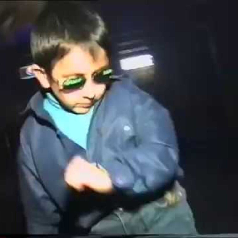 Черный мальчик танцует мем Disco Vibing ogcarma слушать онлайн на Яндекс Музыке