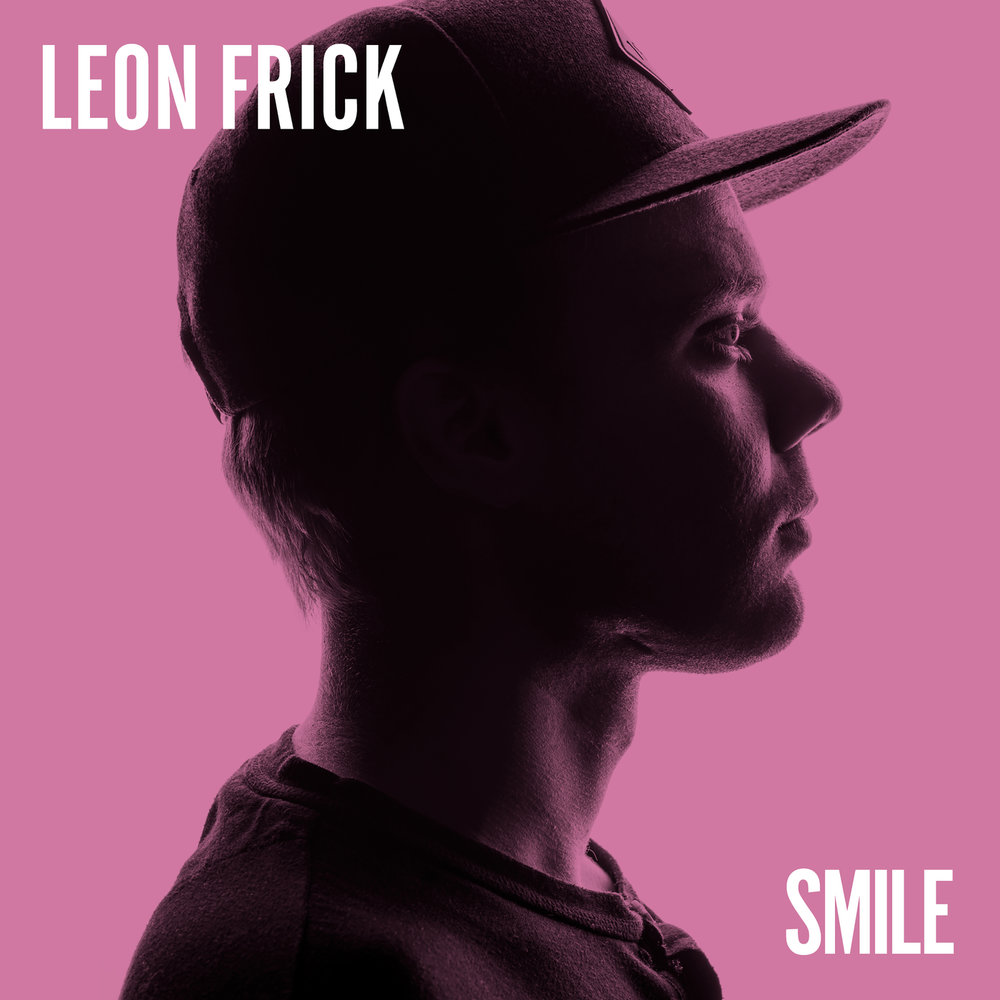 Leon текст. Leo Grin. Leo smile.