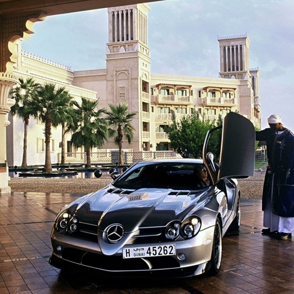 Цитаты про авто. Форд мустанг gt 500 девушка. Форд мустанг кабриолет. Rolls-royce, bmw, mercedes-benz. Машины и они им никогда.