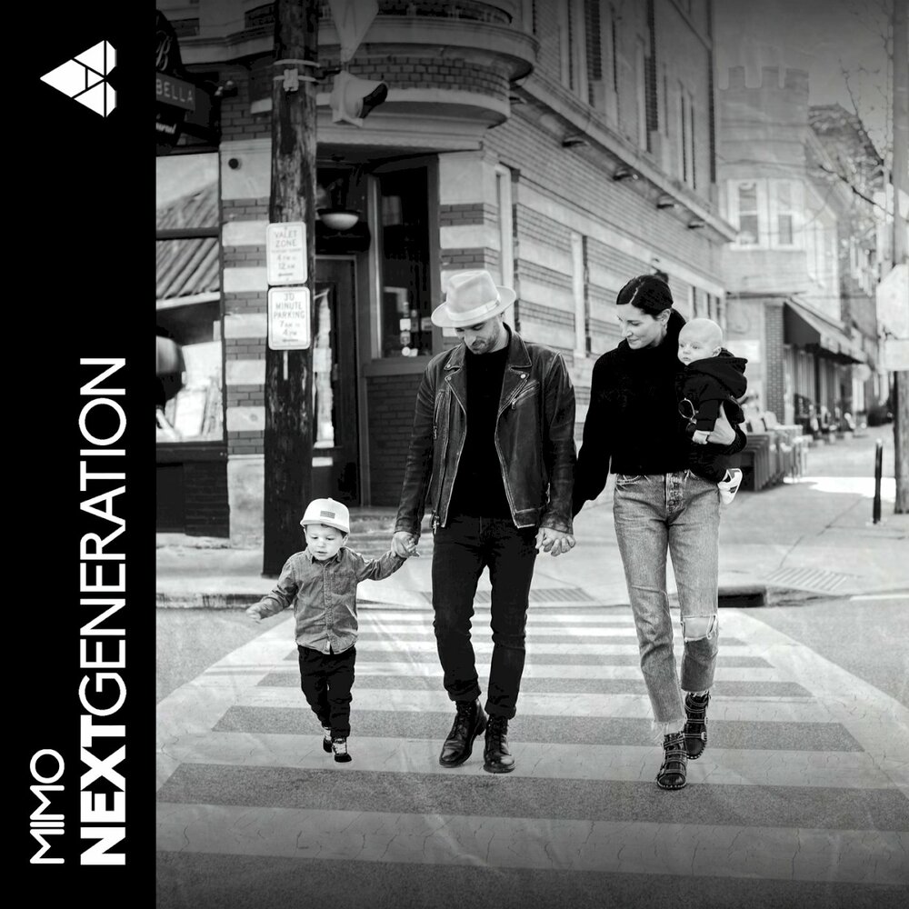 Мем про близоруких. Рука помощи цитаты. Аниме арты дождь. Три мимо. Три мимо.