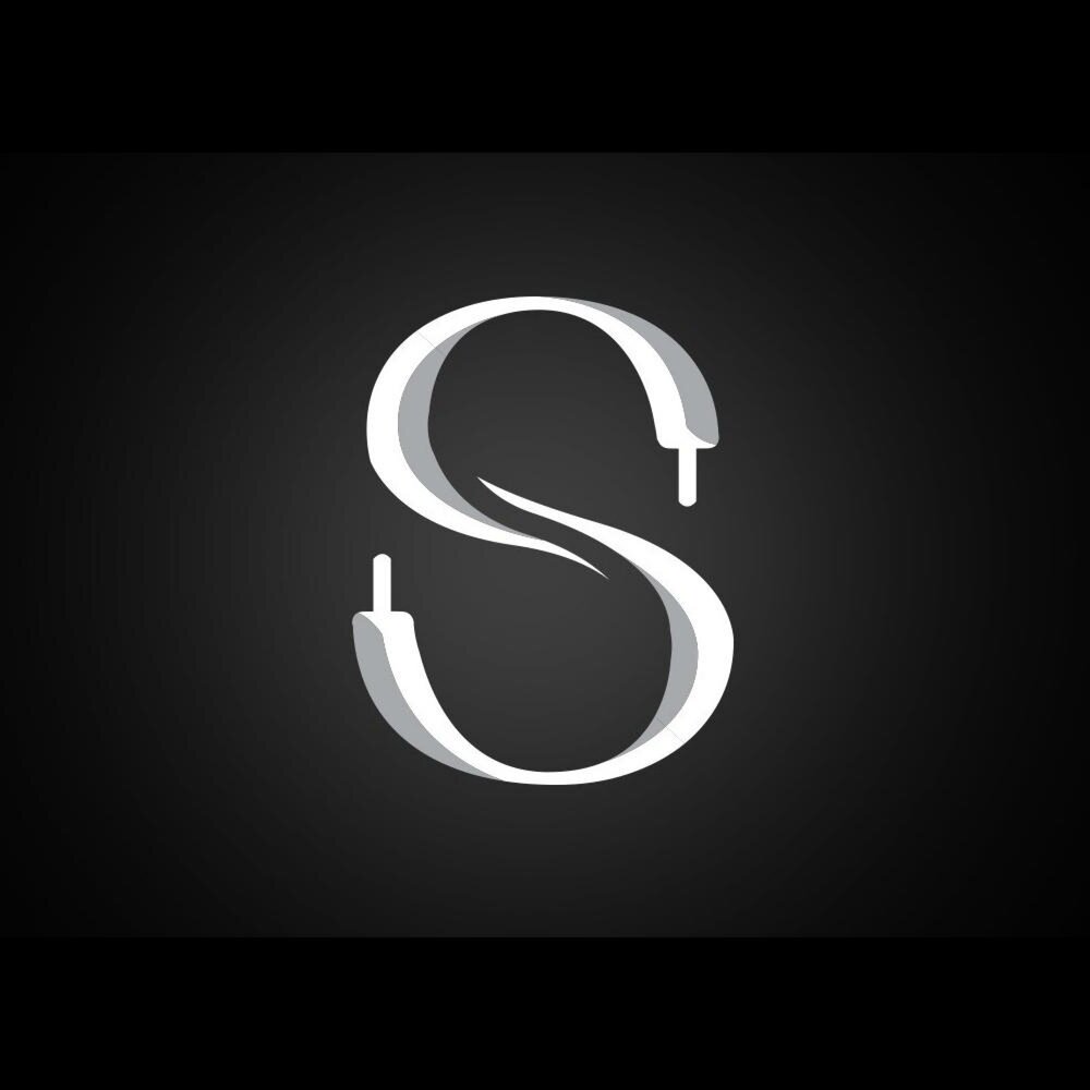 S logo. Стилизованная буква s. Буква s для логотипа. Буква s на черном фоне. Креативная буква s.