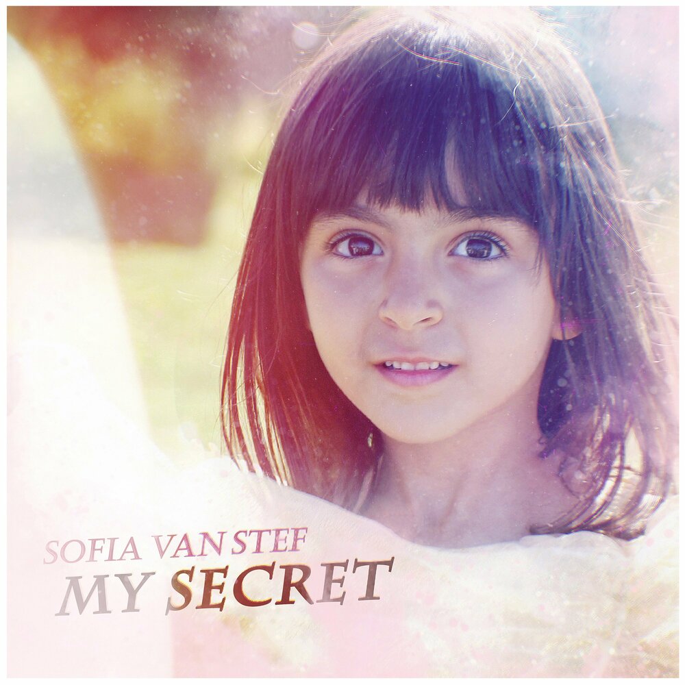 "mini shopaholic". Can you keep a secret book. Secret sophie. Секрет. Can you keep a secret?.