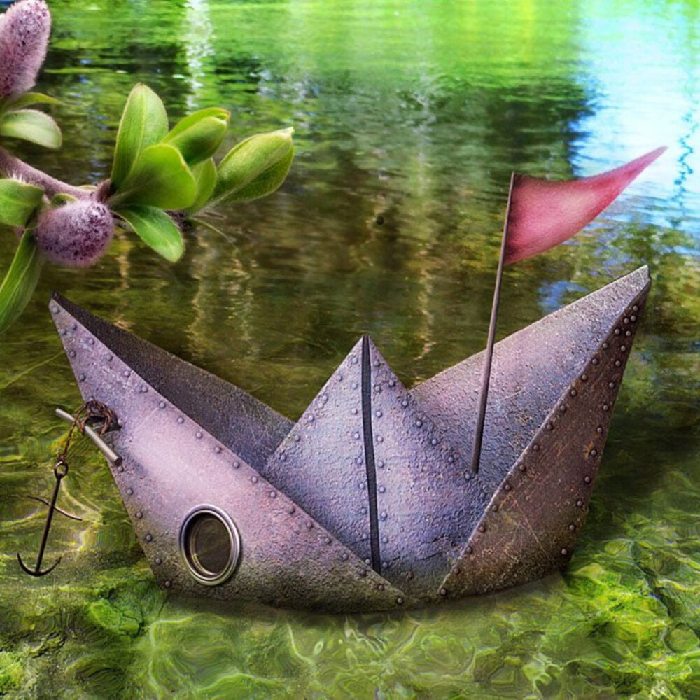 Кораблик из бумаги я по ручью. Красивый бумажный кораблик. Бумажный кораблик в ручейке.