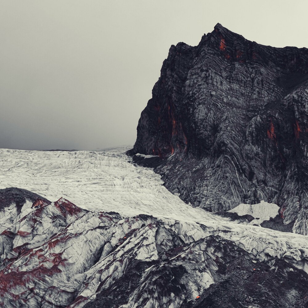 Лёгкие горы слушать. Принц парадокс. На гора слушать. На гора слушать. Mountains песня.