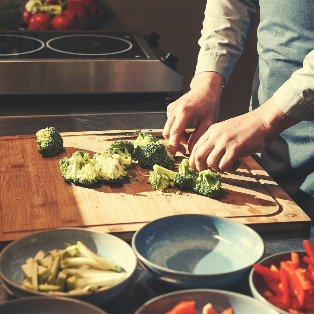 мелодия для кулинарии. Cooking песни. музыкальный обед. Kate is making/making dinner. Cooking песни.
