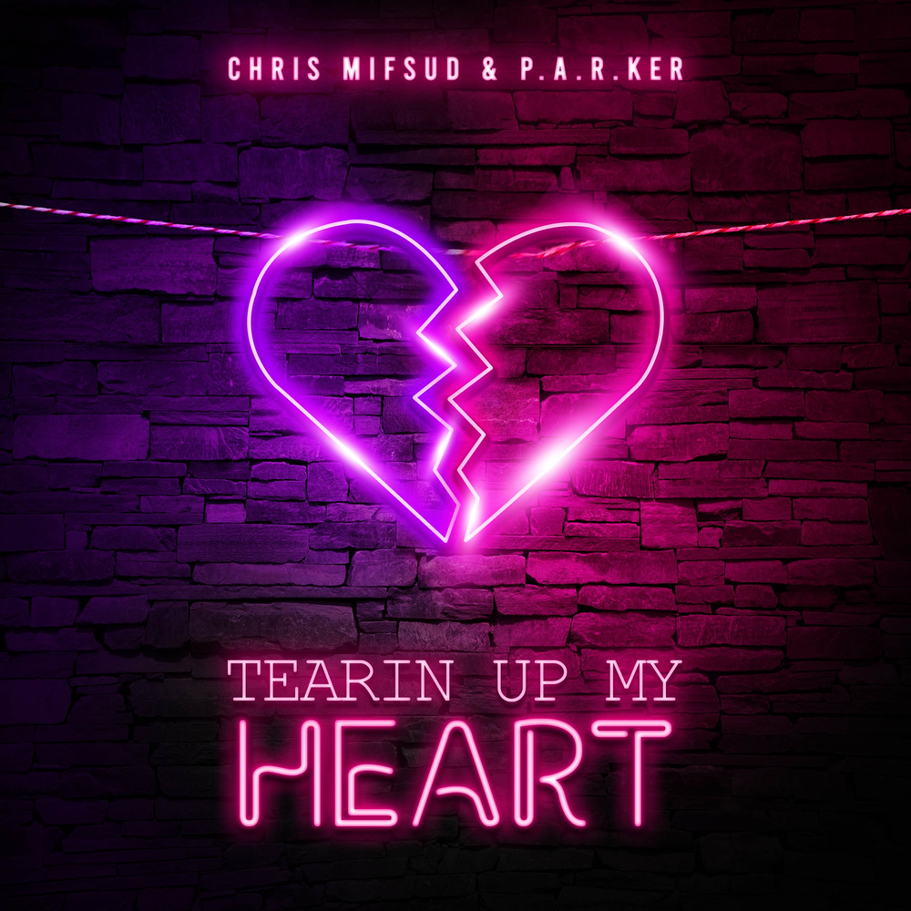 Песня сердца лучшее. Heart песня. tearin up my heart. christopher my heart.